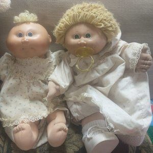 Two Cabbage patch dolls 1980s original clothes